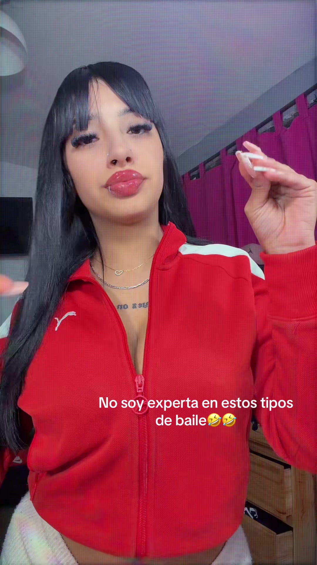 @Anaahii1