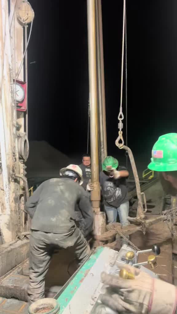 @Anibal 🇬🇹💪💵🛢️