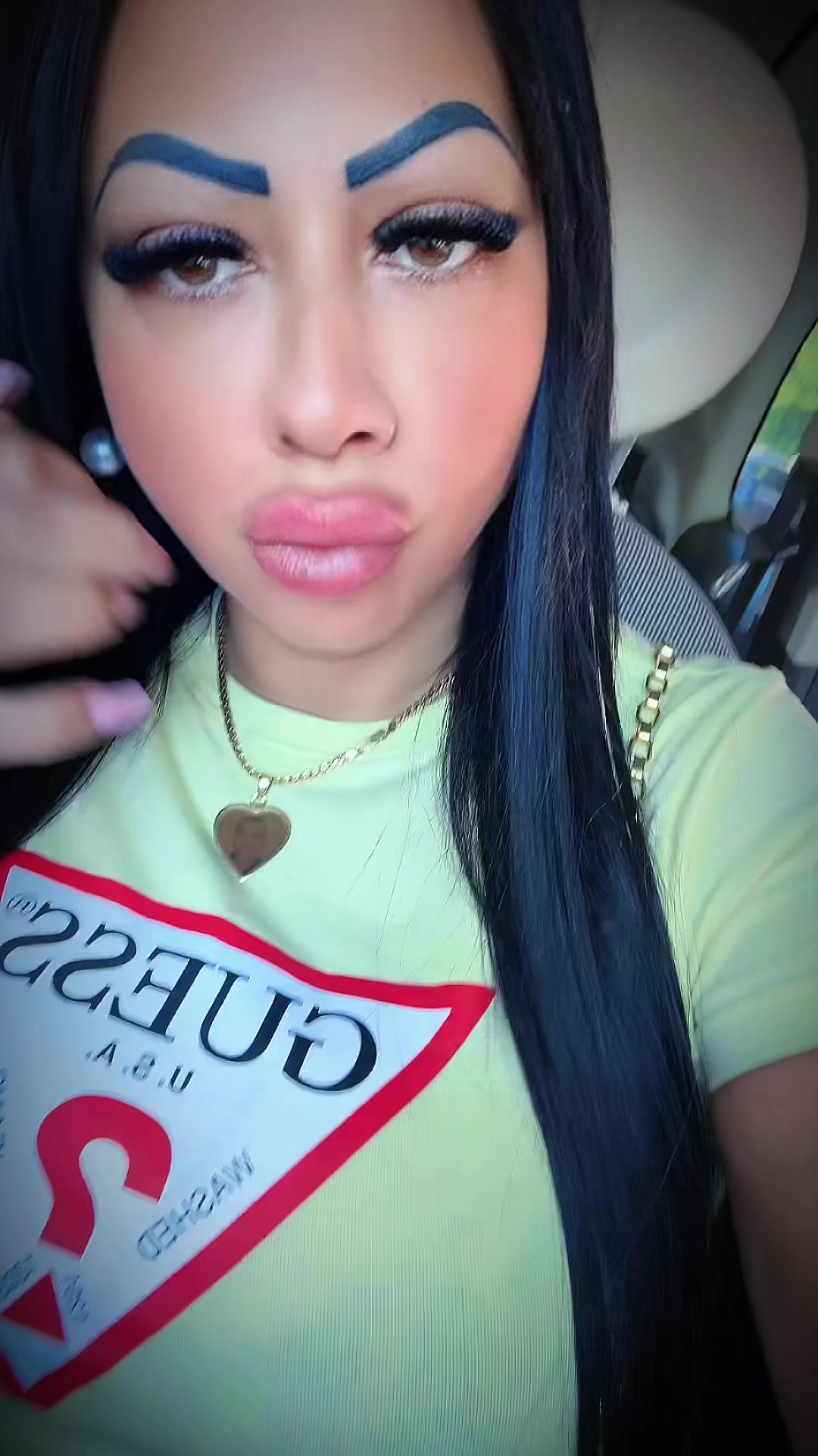 @𝓒𝓸𝓷𝓬𝔂 𝓜𝓲𝓬𝓱𝓲💘