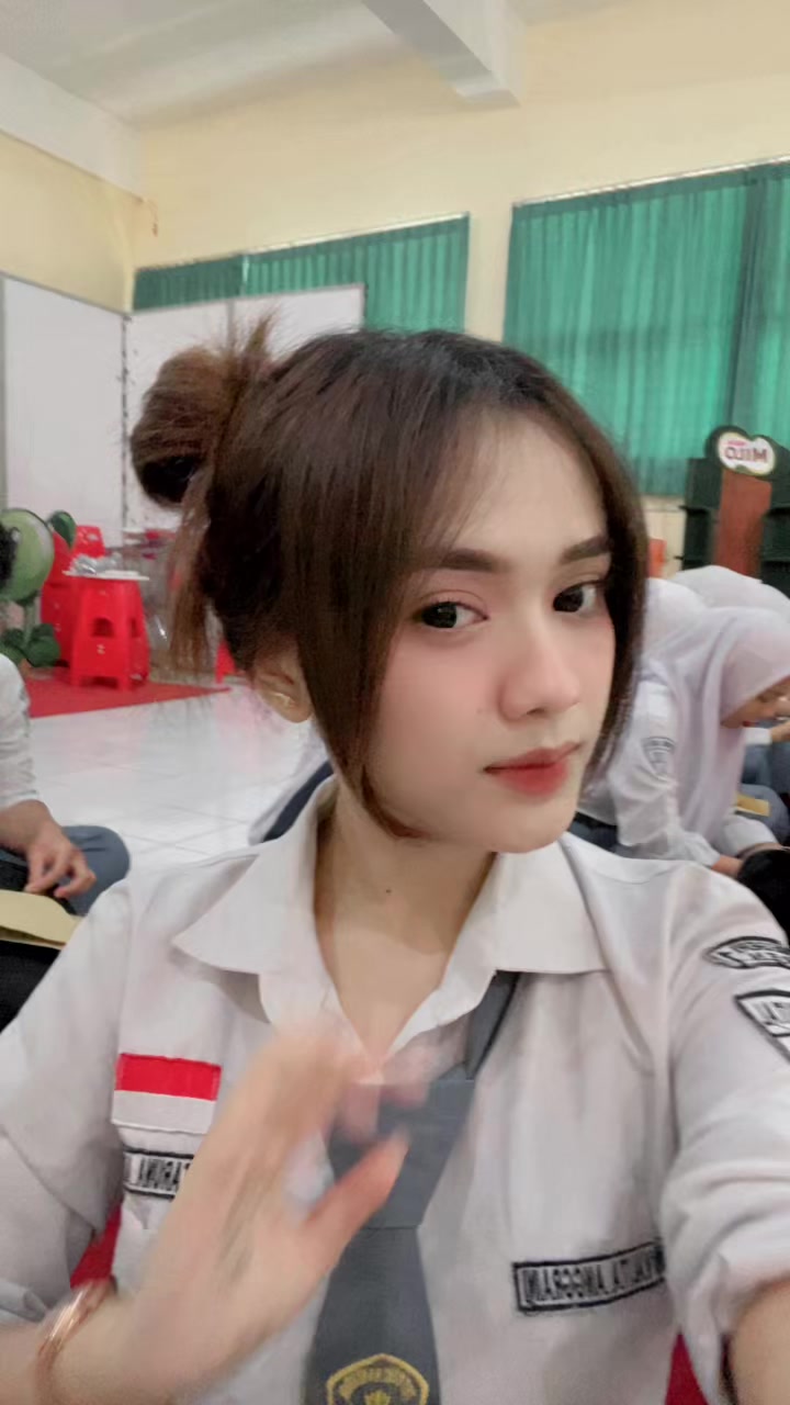 @๐ฏ๐๐ฅ๐ข๐ญ๐๐๐:๏ฝก+๏พ