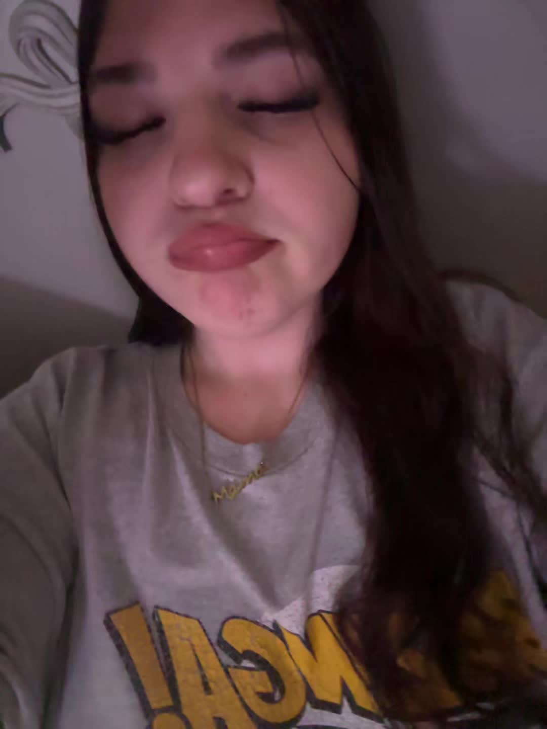 @🖤