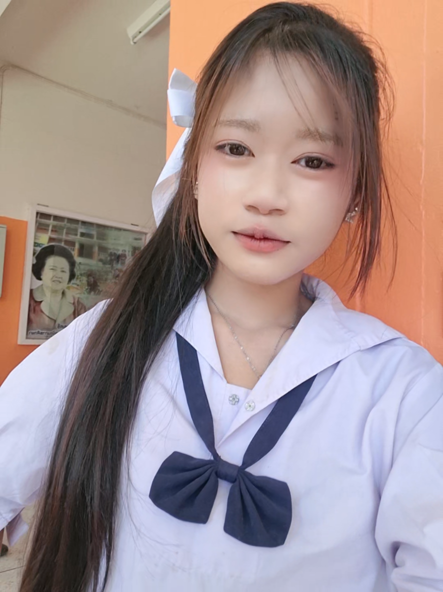 @: นิดกมน.🐉
