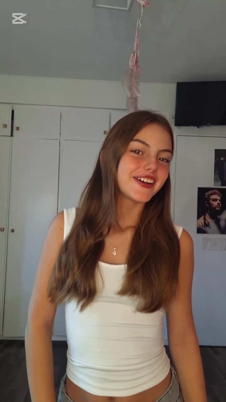 @vicky pollolaa