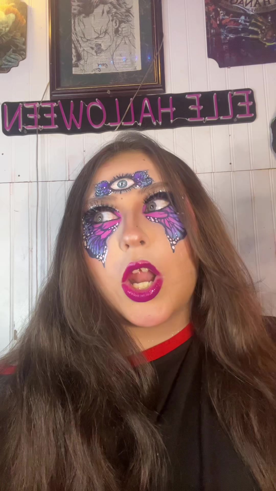 @Ellehalloween