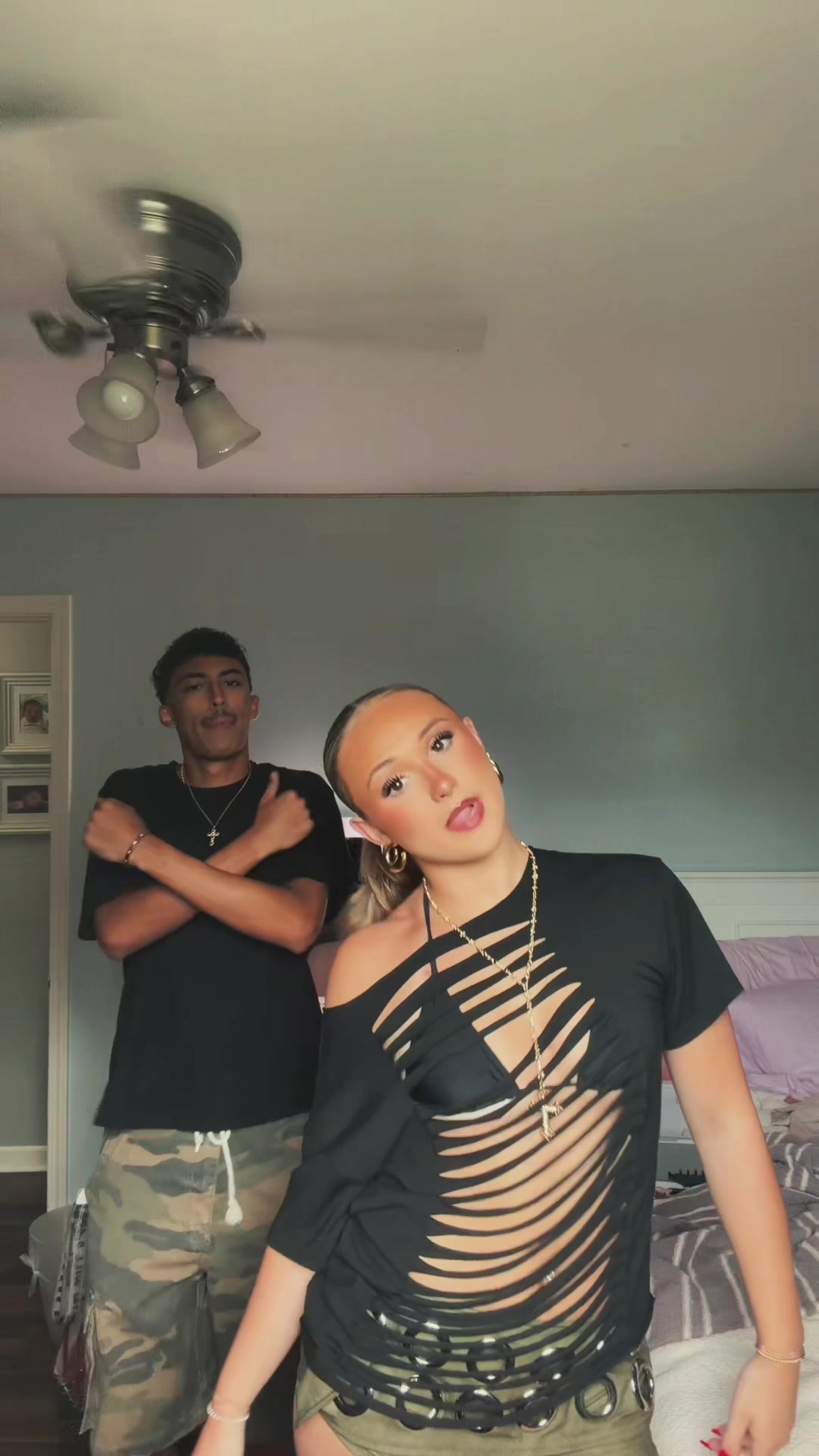 @Ella