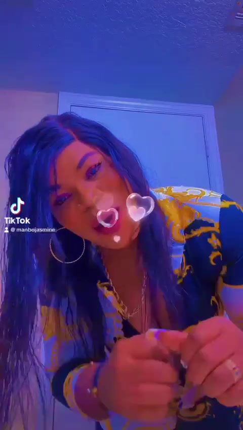@Larenejasmine