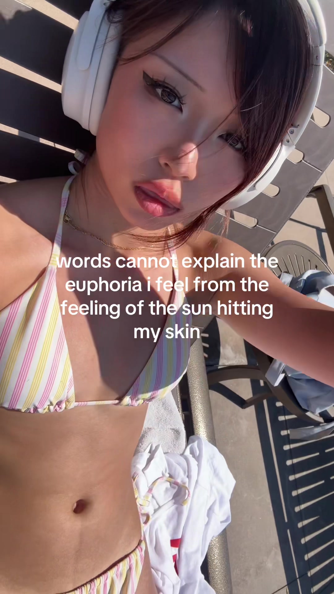 @v 🪷