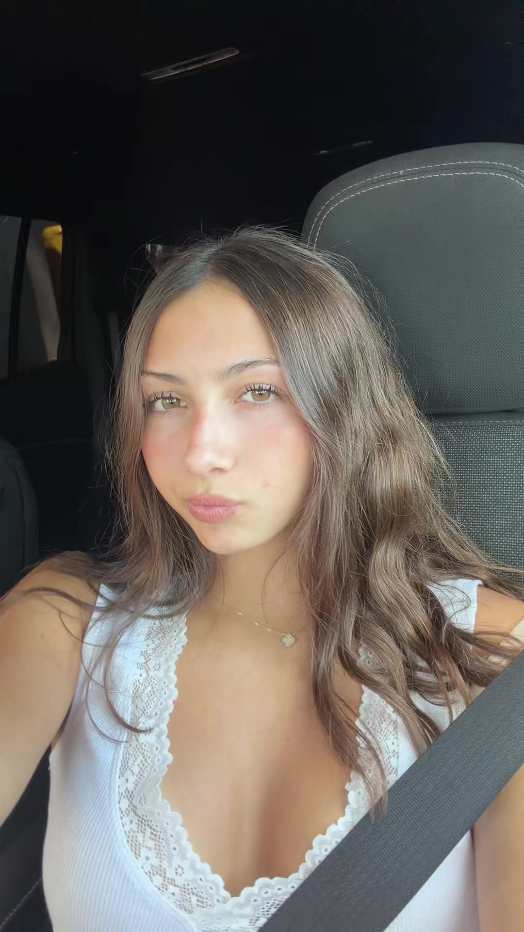 @chloe :)