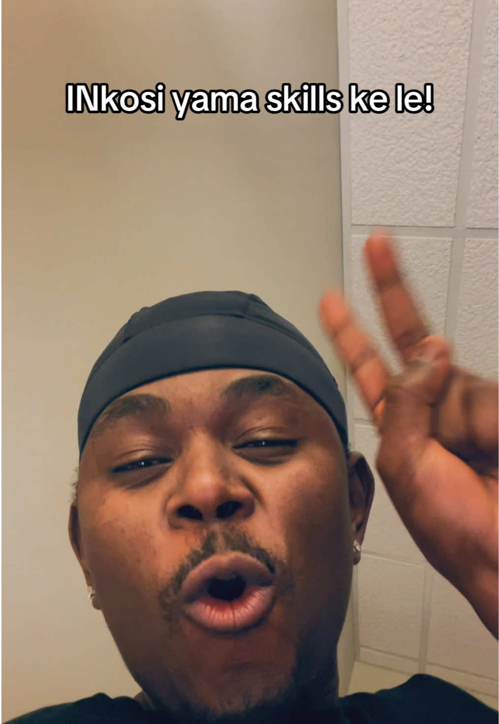 @UncleLangé 🇺🇸🇿🇦