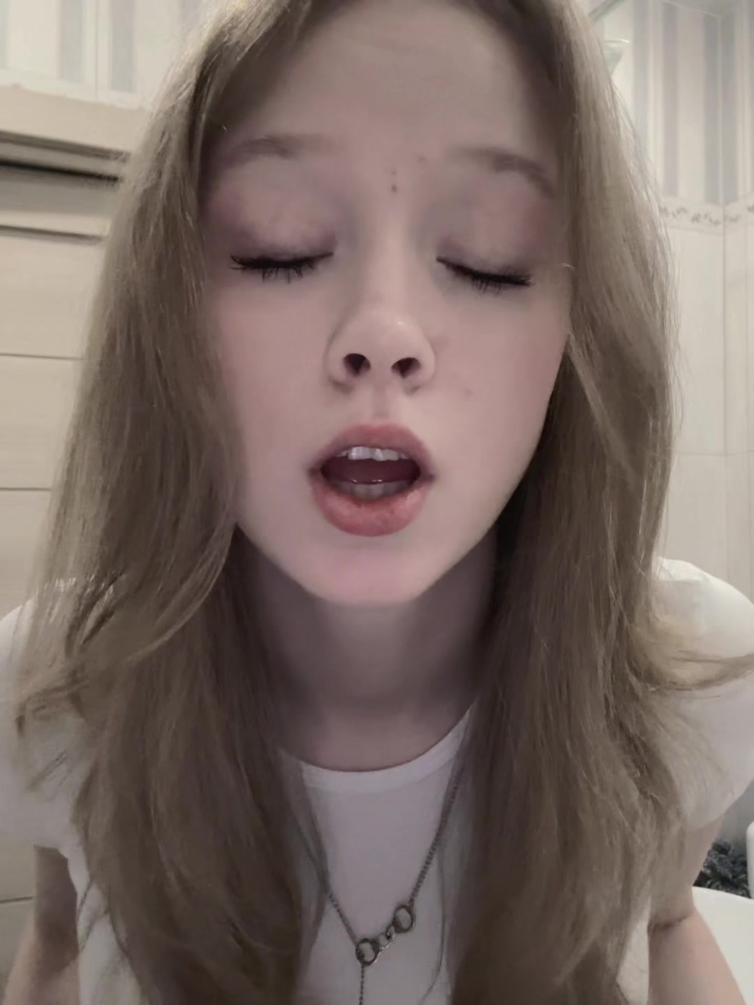 @тгк: izik.