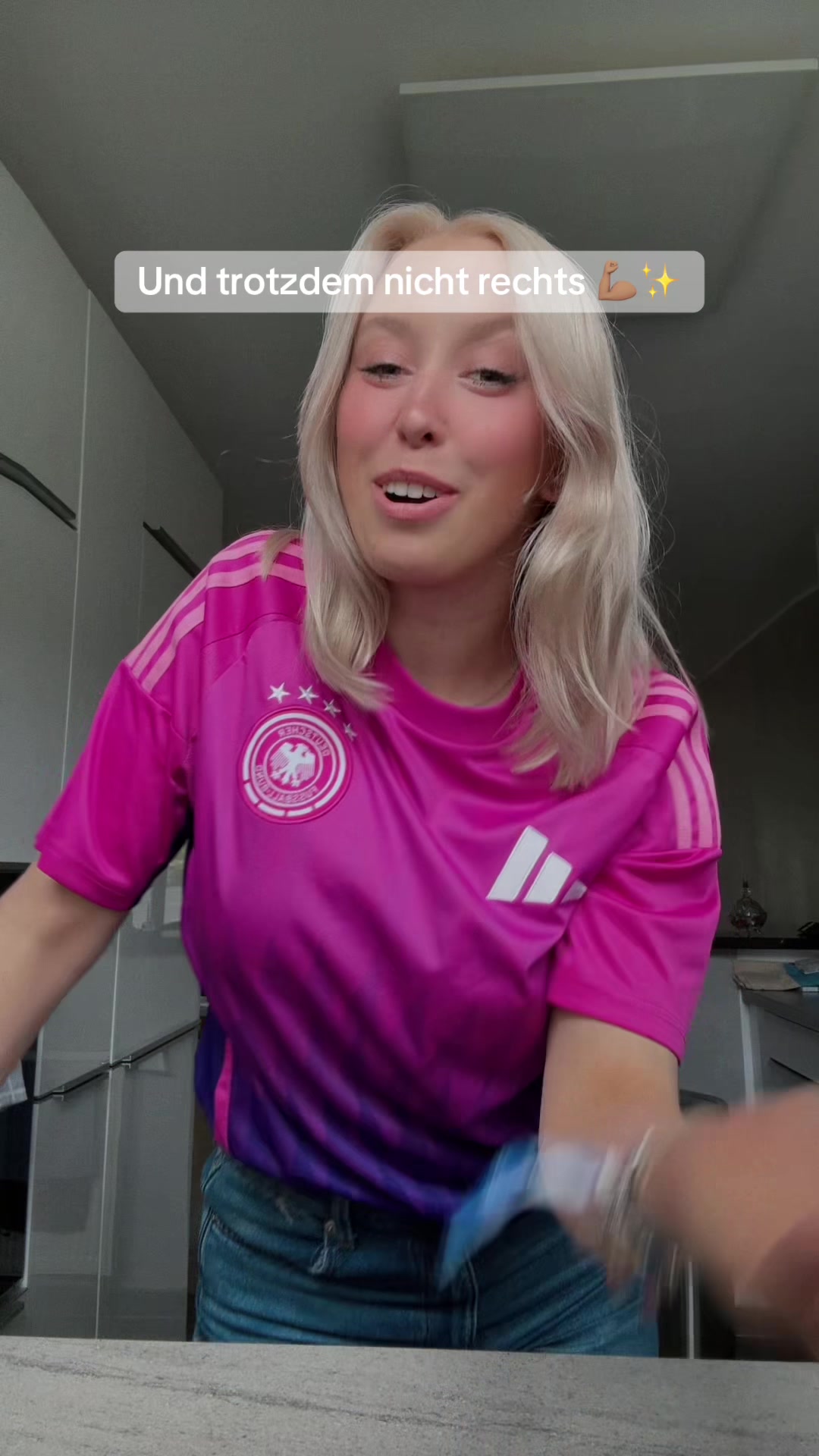 @Lenaxagm