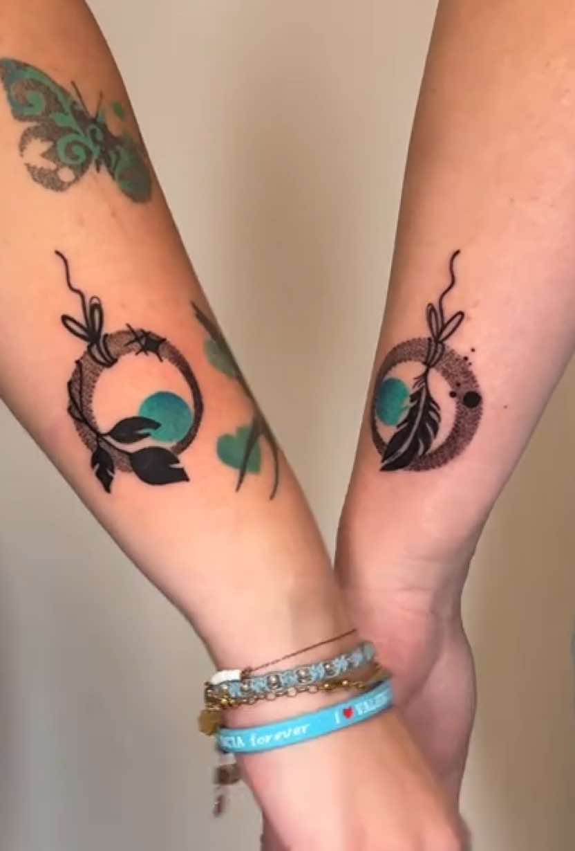 @Ary Lilith tattoo artist