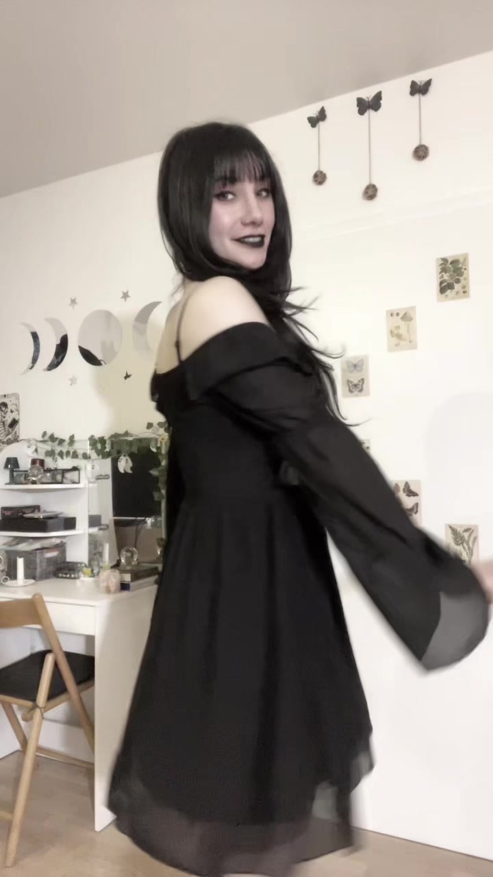 @🌑 Alina | Gothic &bull; Alt Girl