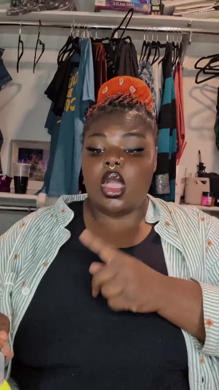 @theoneandonlyliz17