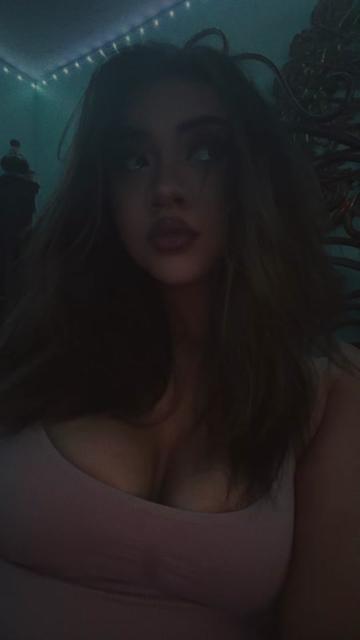 @Queen.B