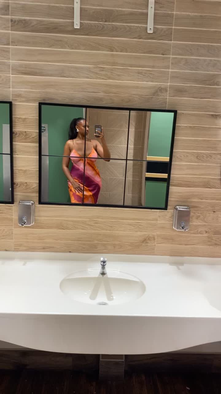 @Linda 🍭🍬