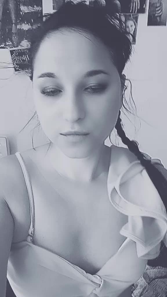 @C.i.a.r.a ange ou démon🌈🥀
