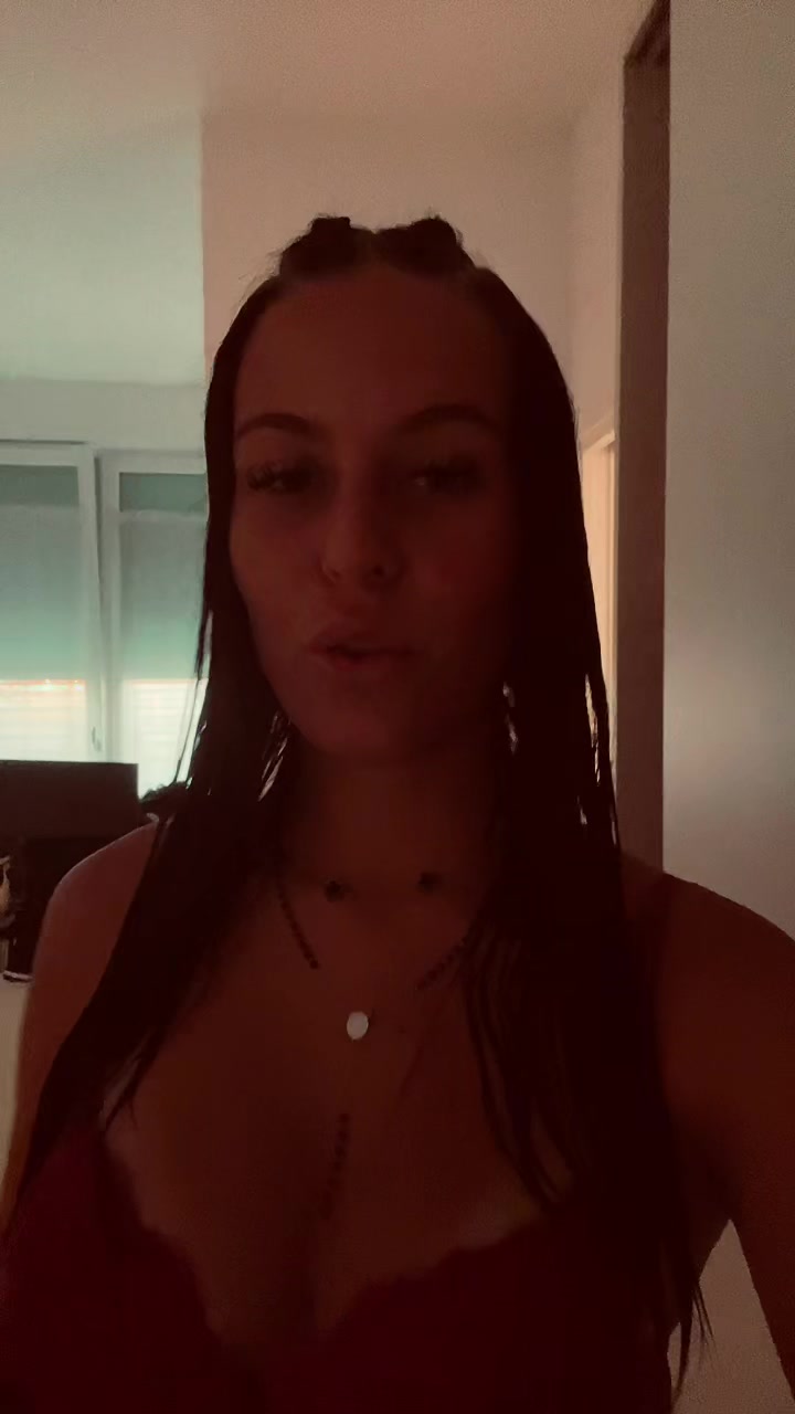 @🐊💋