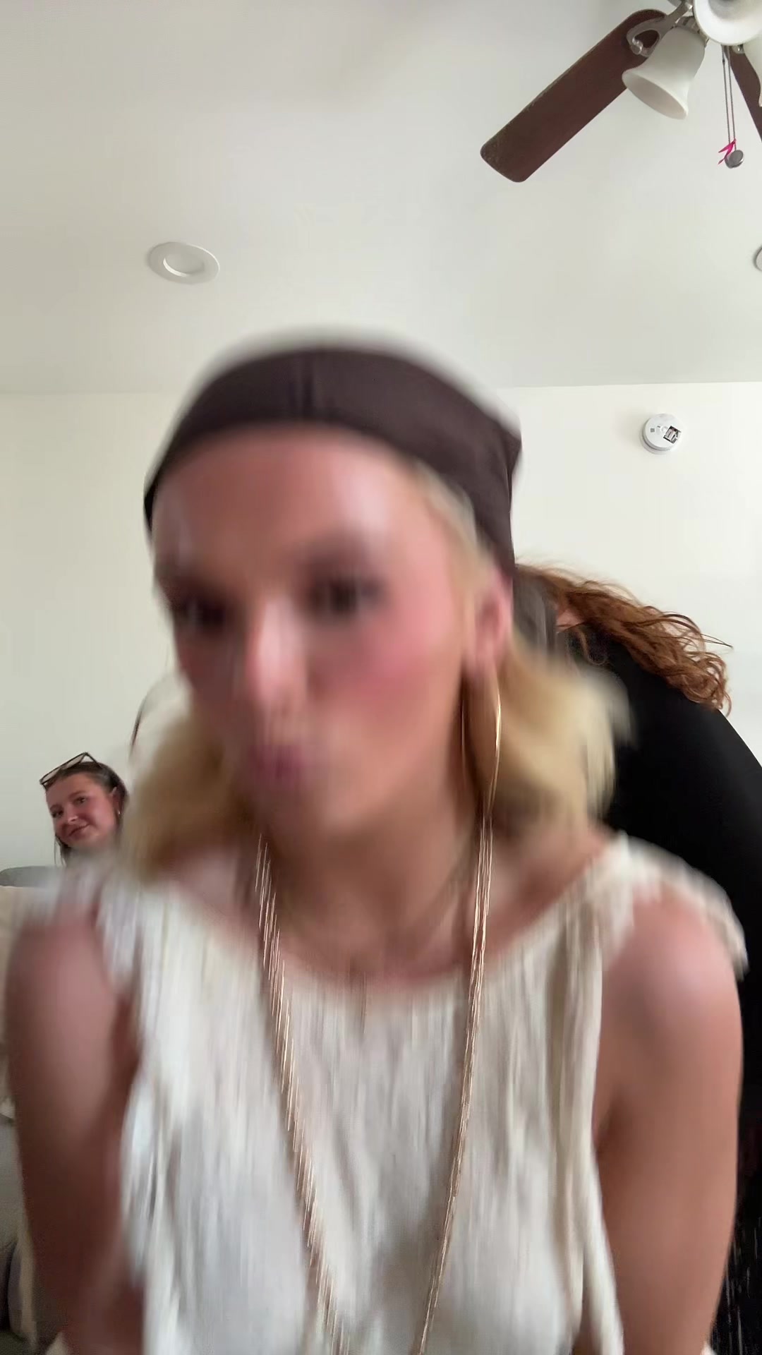 @whitneyagar2
