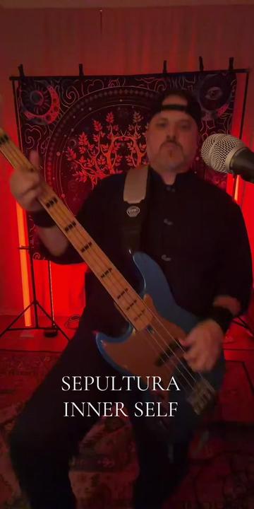 @🏴Johnny~RockIt🏴