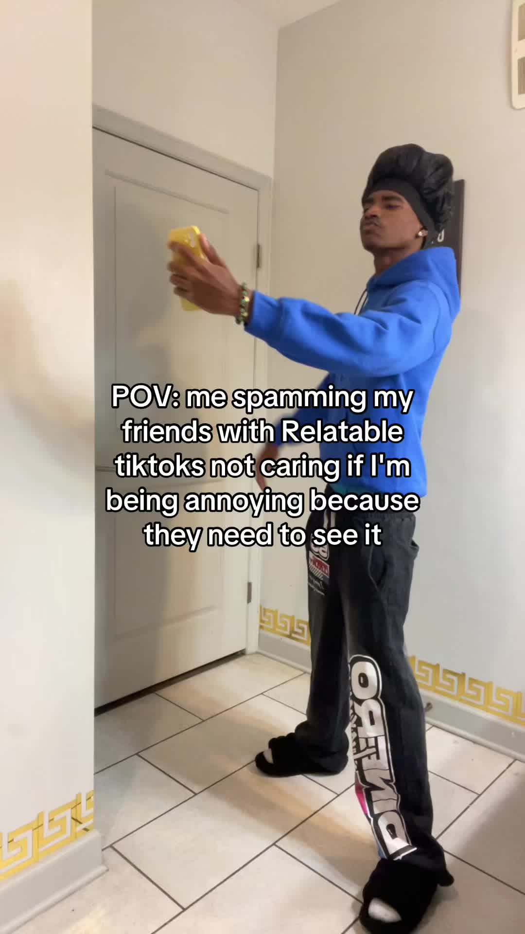 @⃟