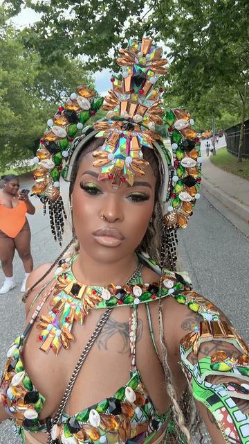 @She&egrave;Trini🇹🇹