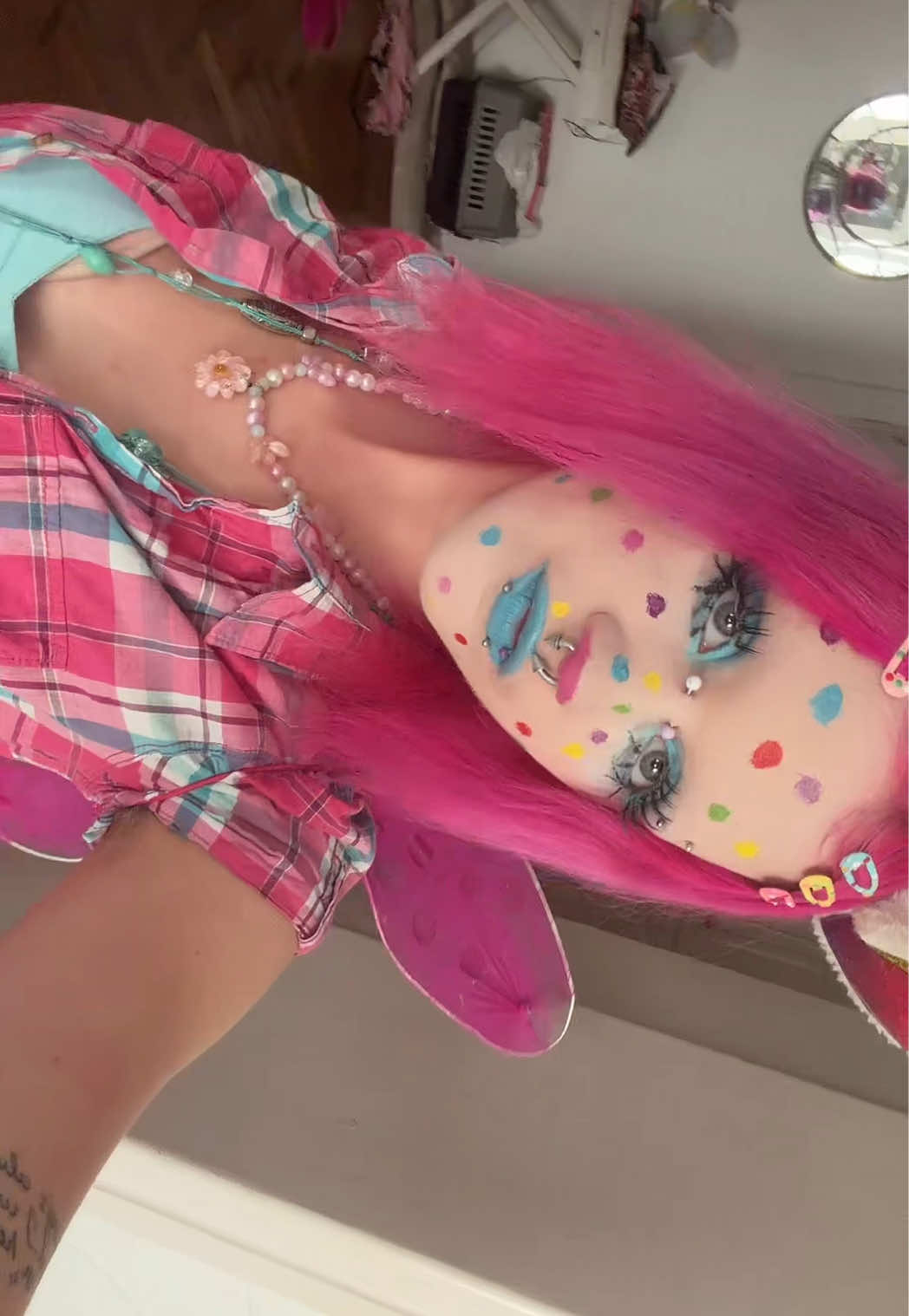 @⋆˚꩜。:・₊˚