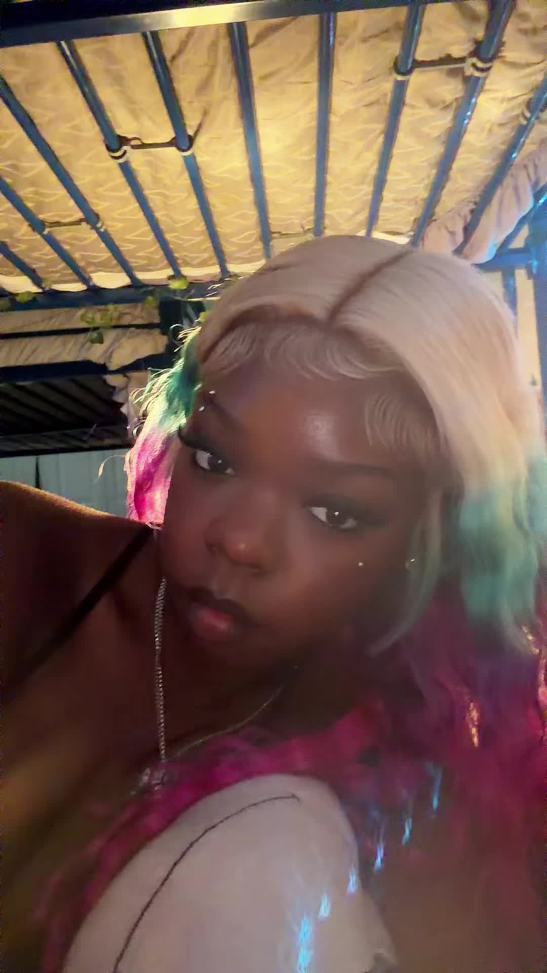 @️poopyglam69