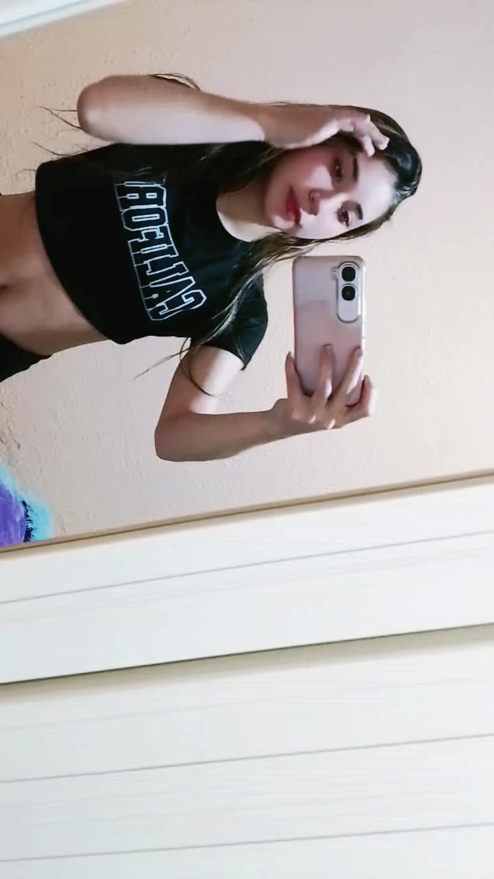 @Nik😎