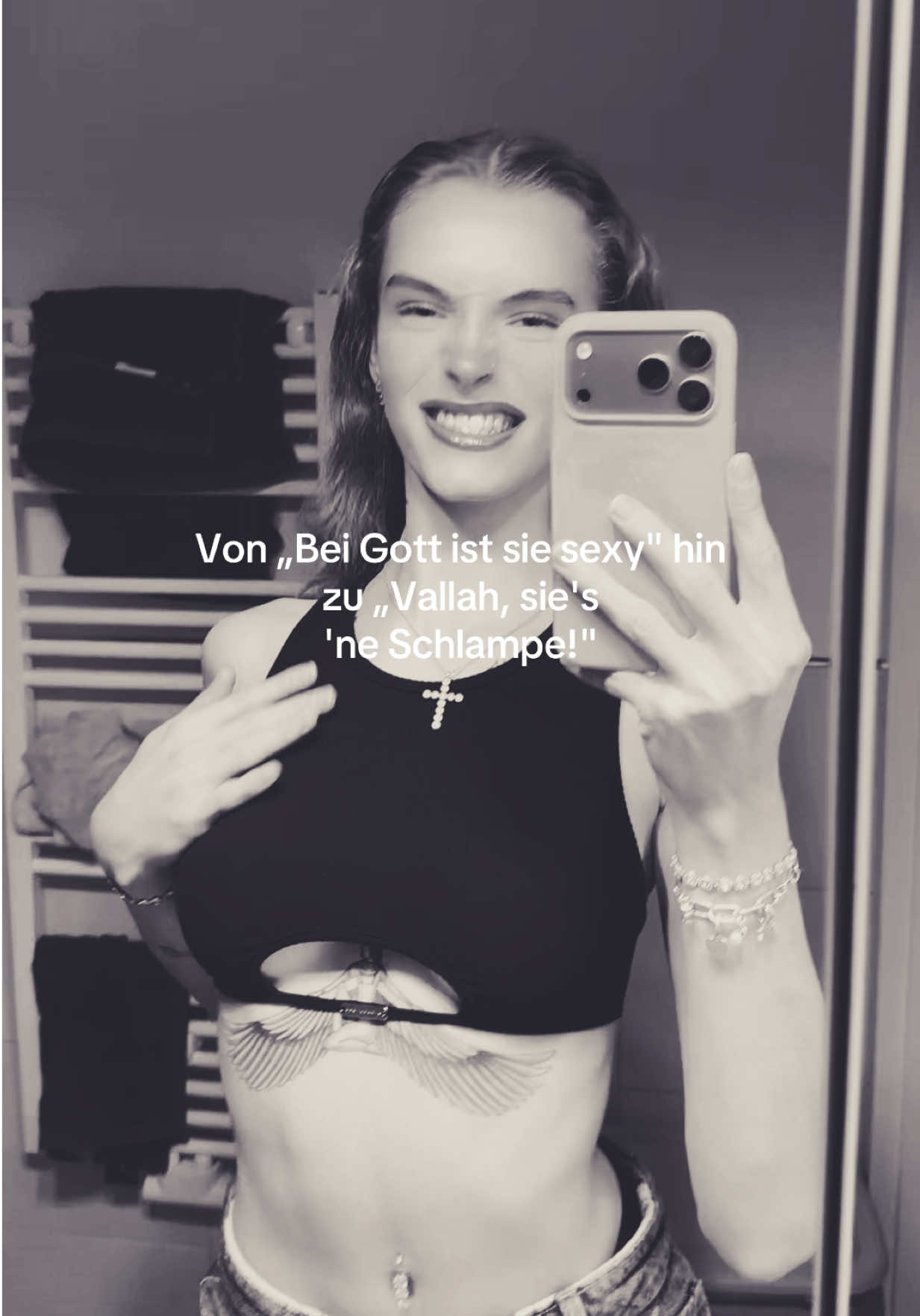 @Rihanna Robyn Nerger