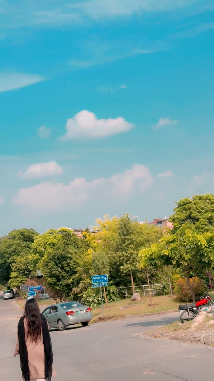 @Laila Khan