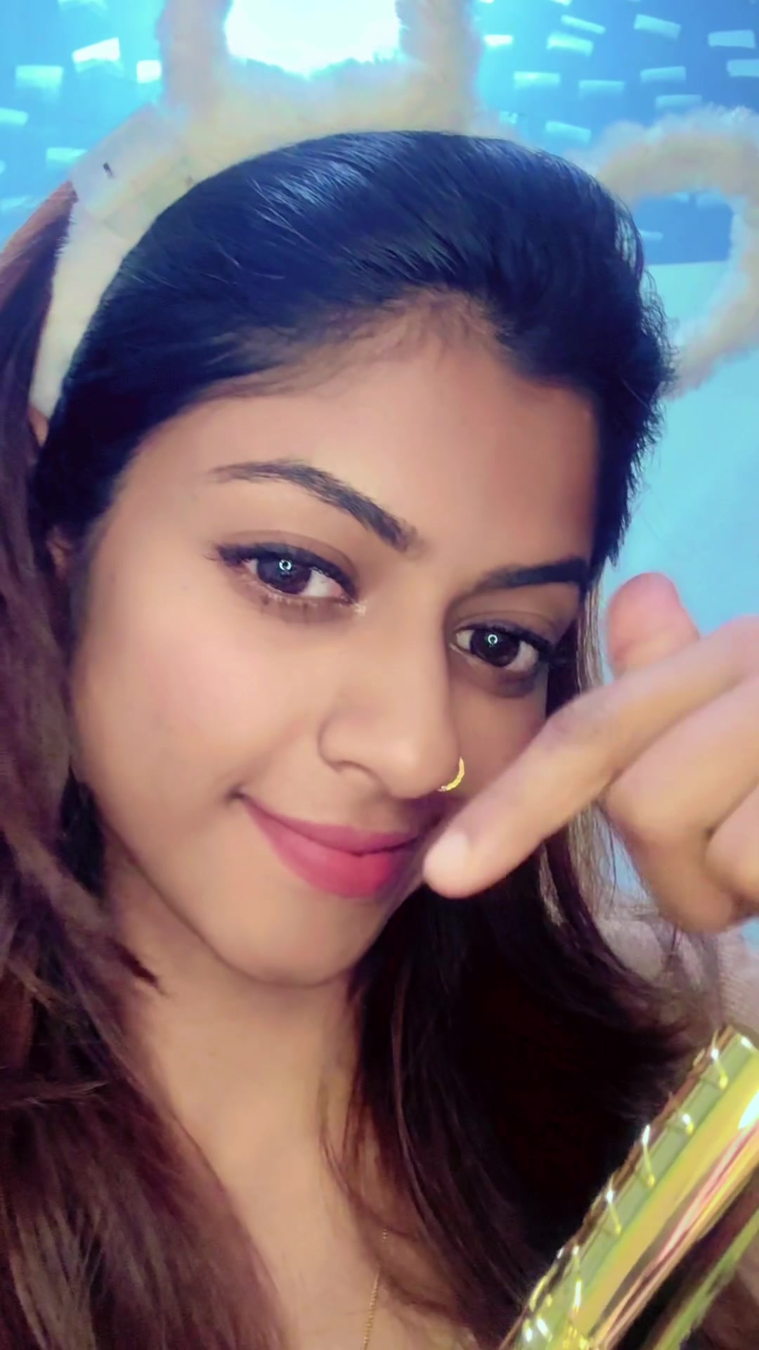 @𝐉 𝐇 𝐎 𝐓 𝐇 𝐈 👀