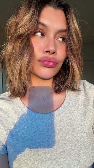 @LizzzRenee