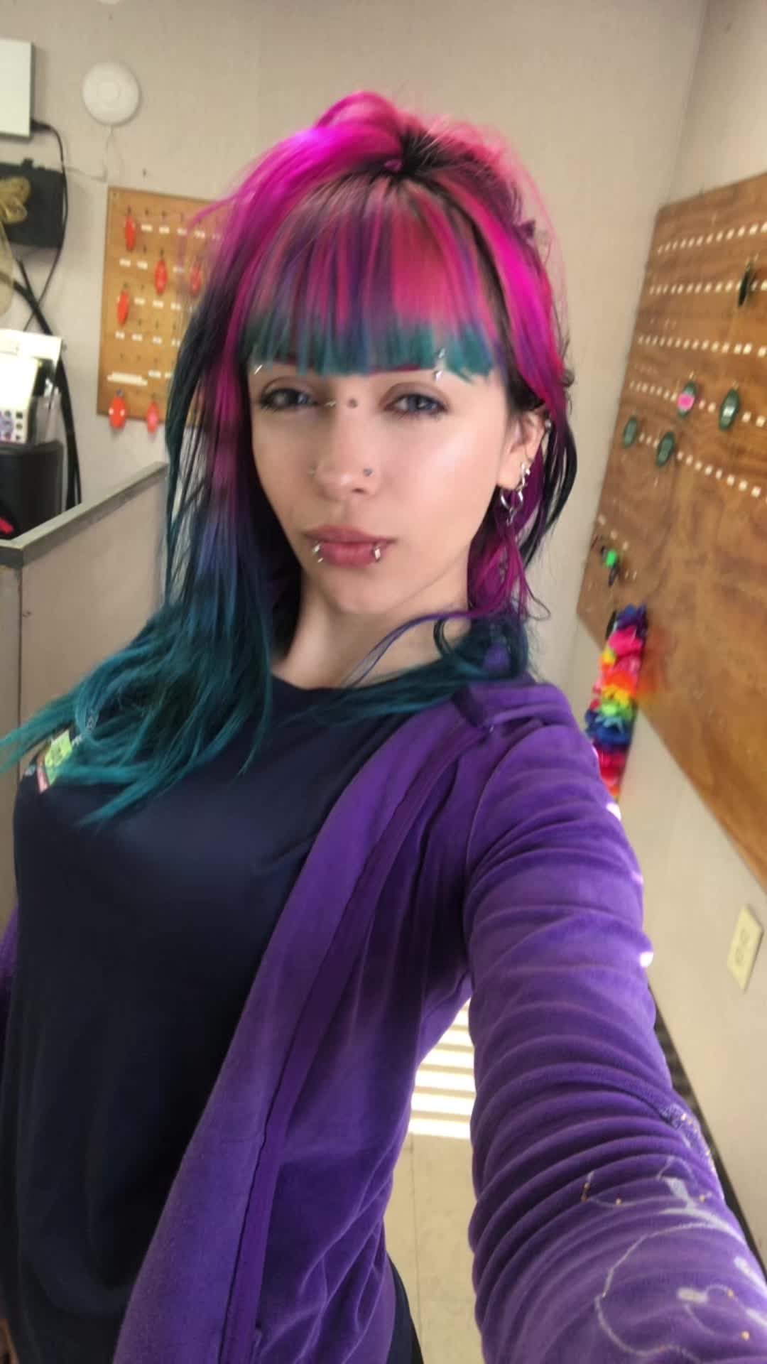 @Jessalyn