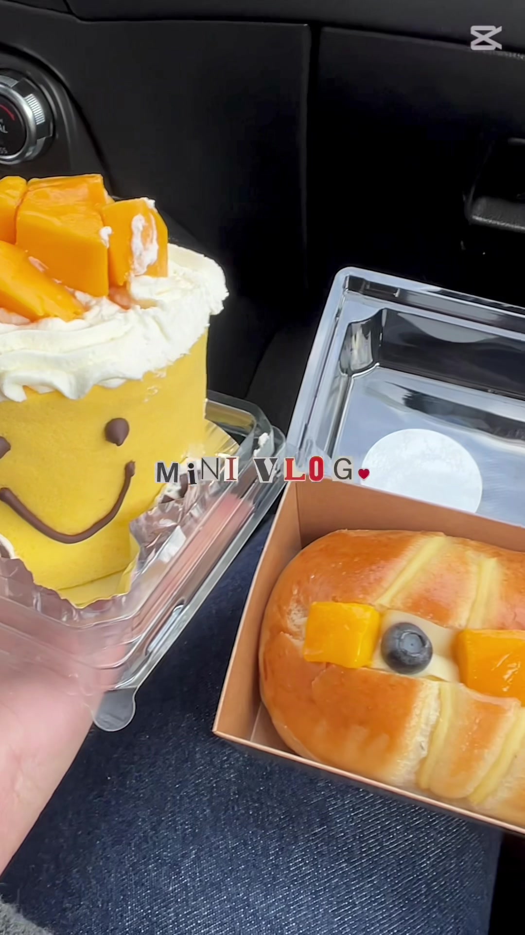 @TheCakeHut