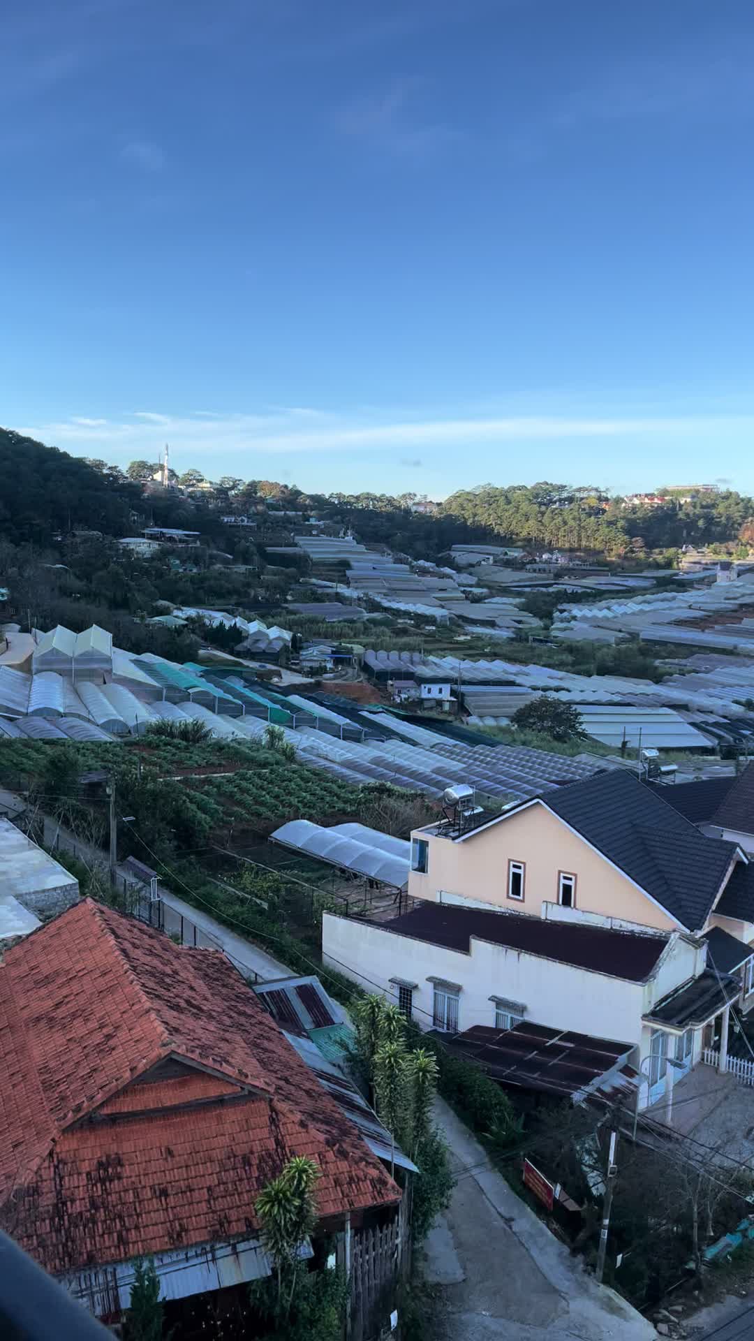 @Xóm Chợ Là Nhà