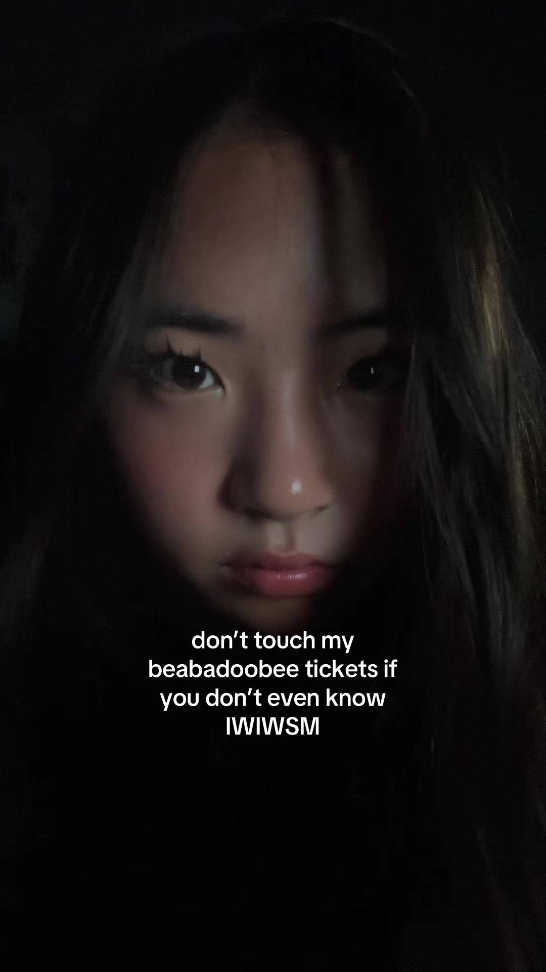 @Elliee