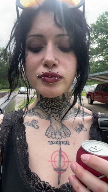 @bellabrutal