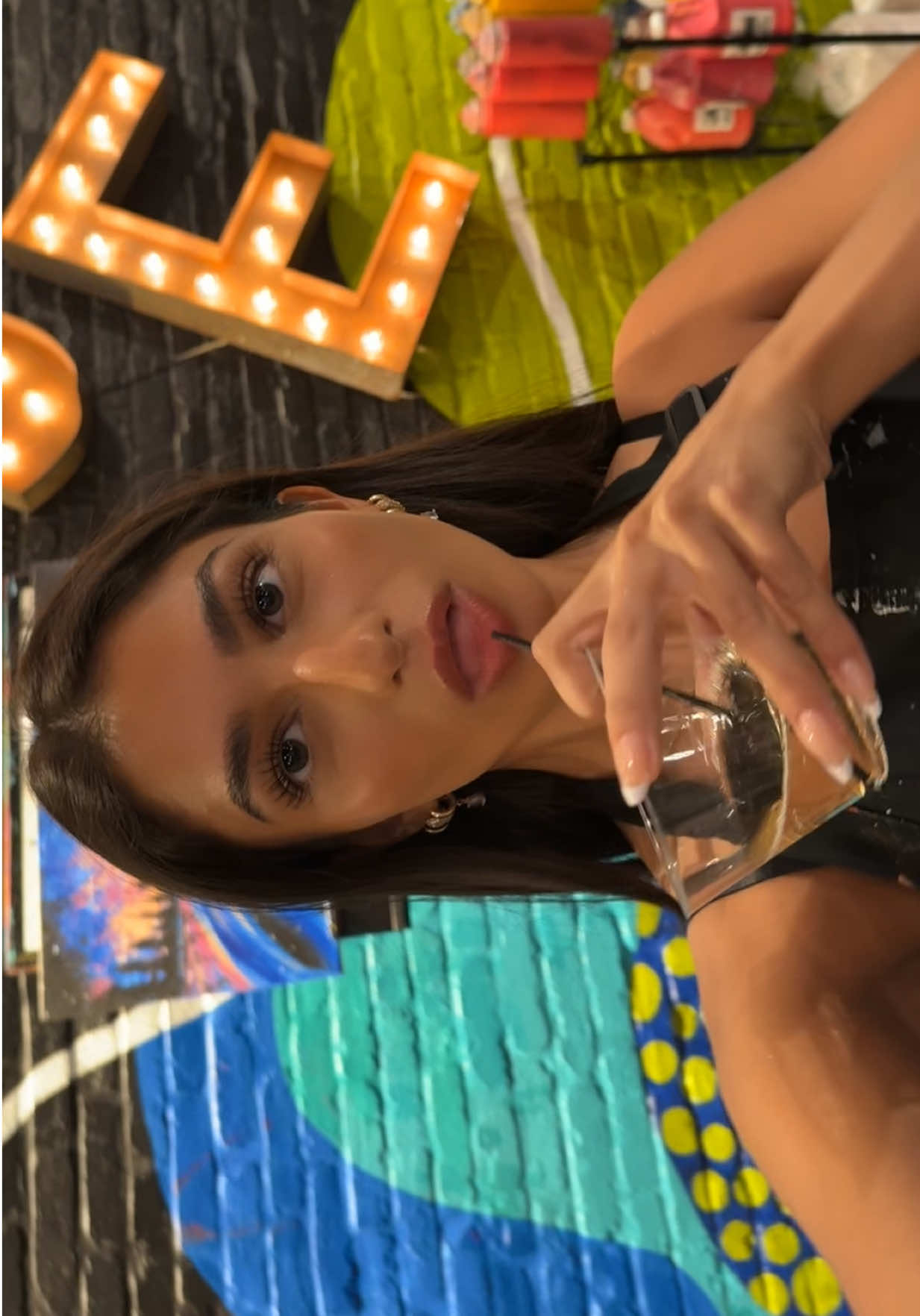 @Lara