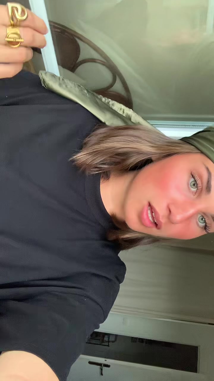 @emyyy