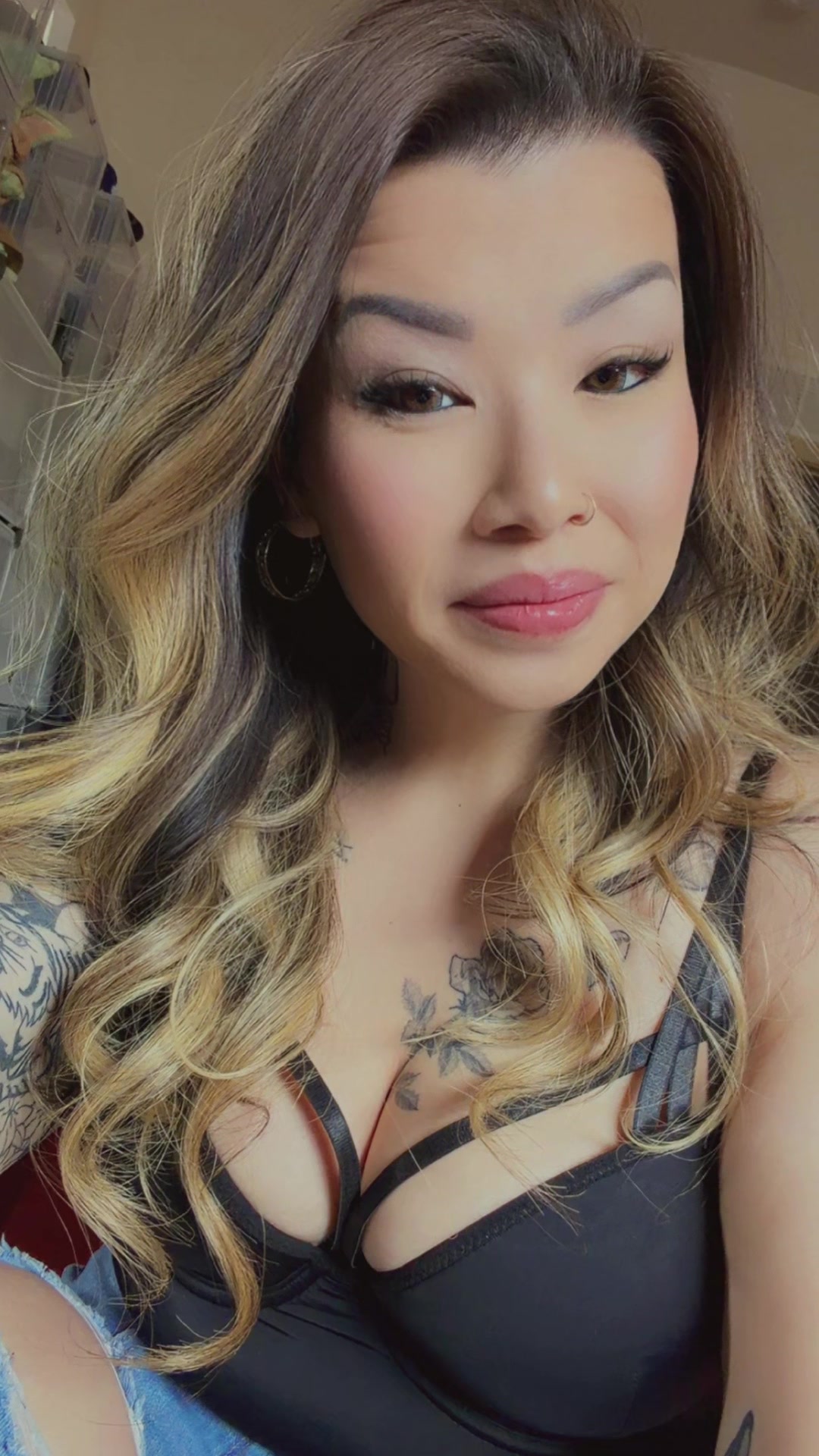 @.NiCki.
