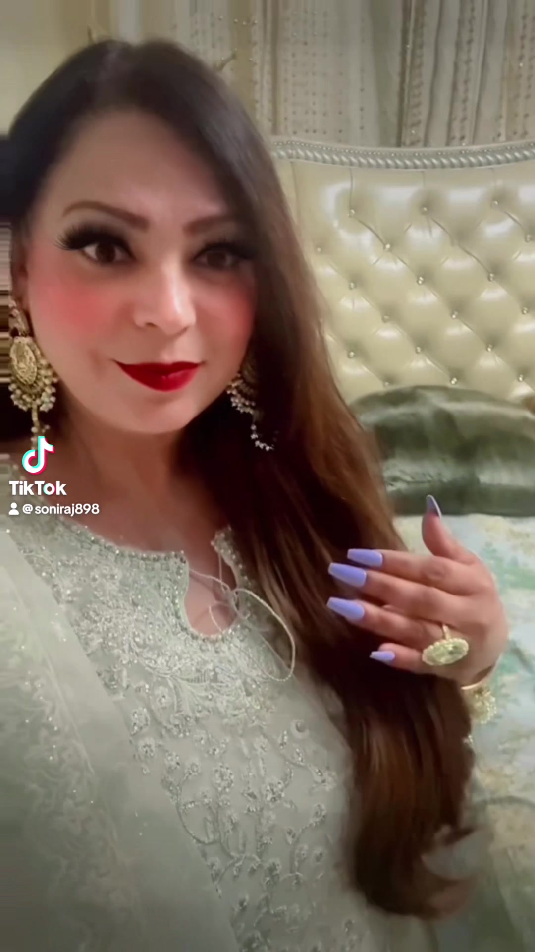 @Soni Raj898