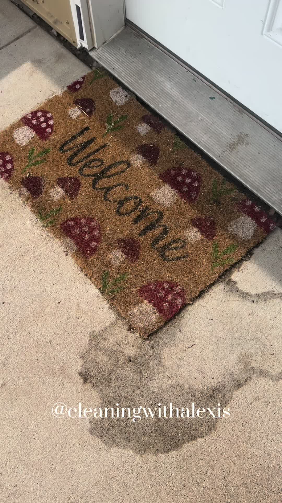 @AlexisCleanASMR