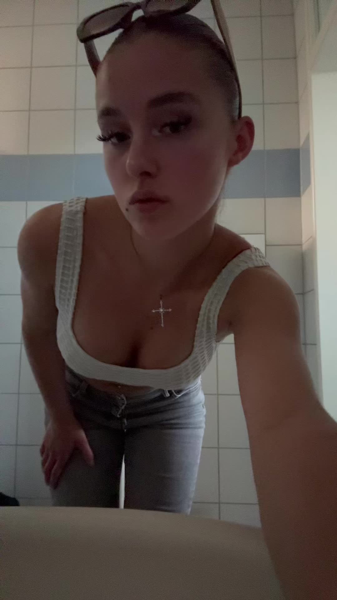 @M