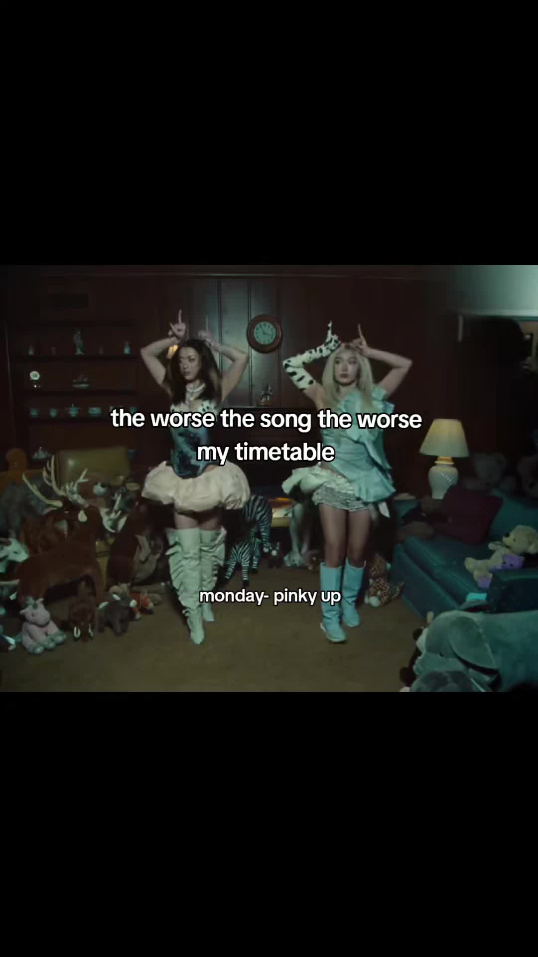 @𝓐𝓶𝓮𝓵𝓲𝓪