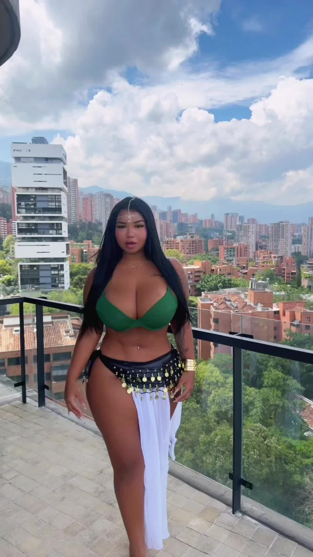 @Mar&iacute;a