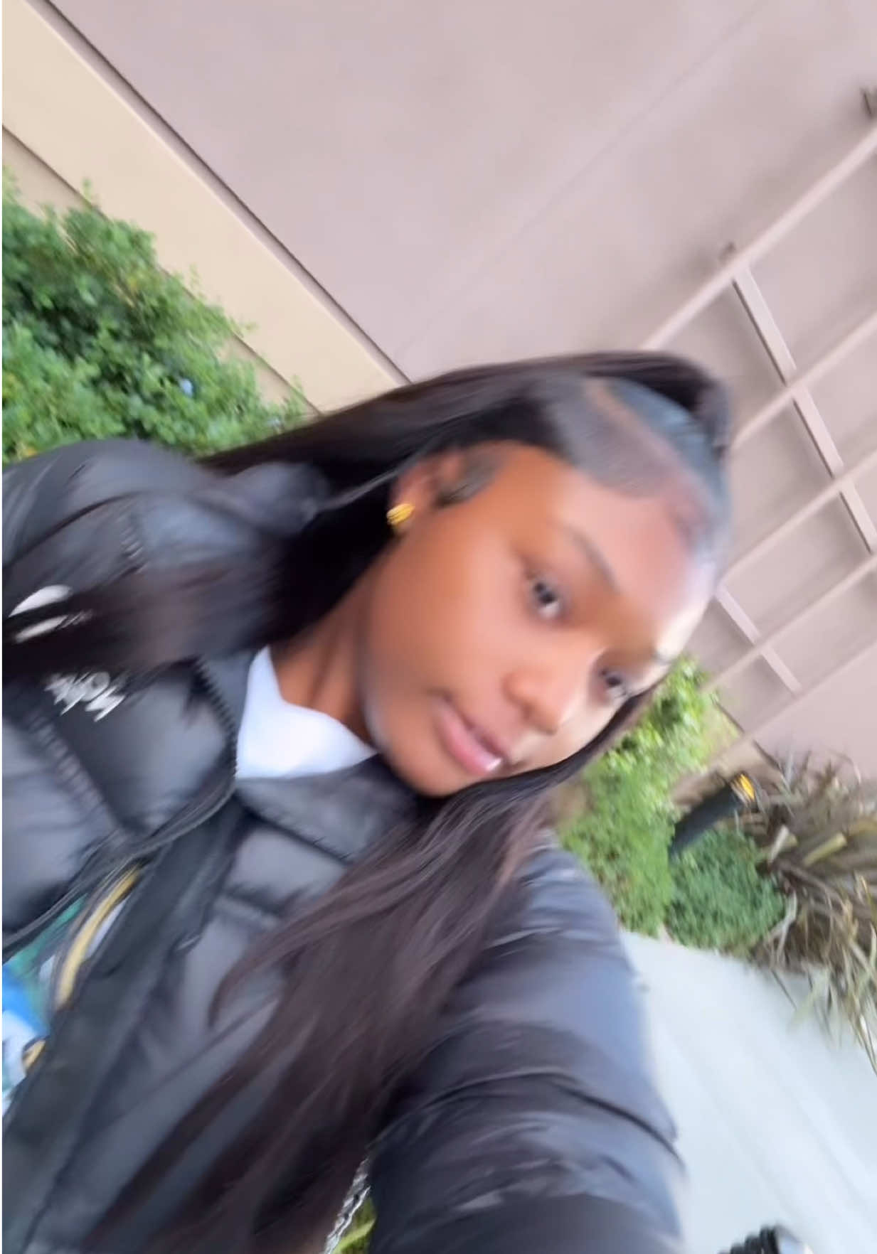 @shy