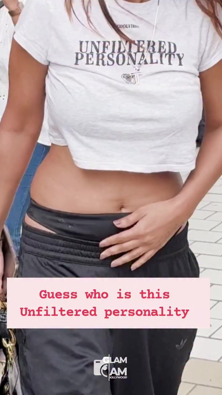 @nia Sharma