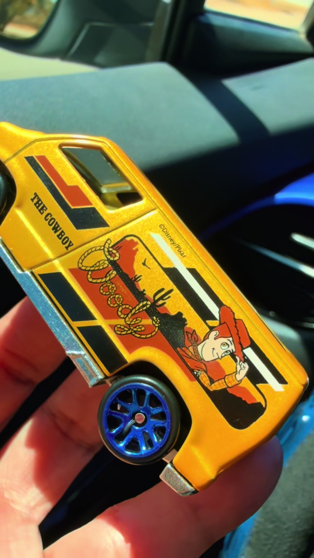 @babshappyworld