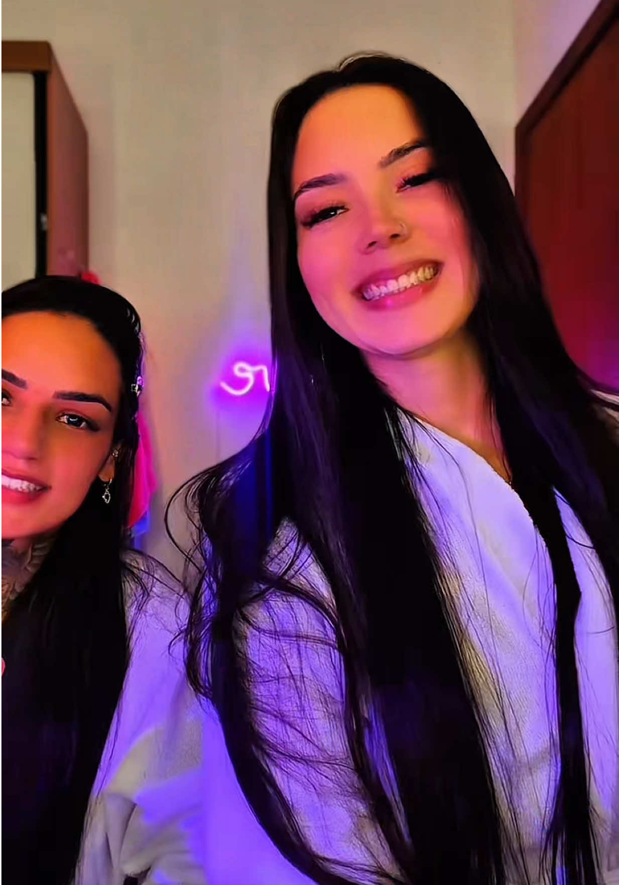 @Tainá ✨🦋